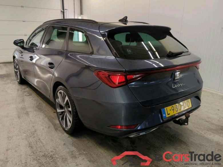 SEAT Leon Sportstourer 1.5 eTSI FR LaunchEd #6