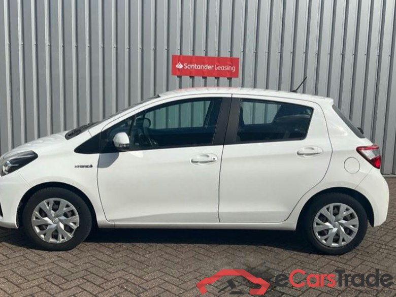 TOYOTA YARIS 1.5vvti hybrid active 74kW cvt aut #2