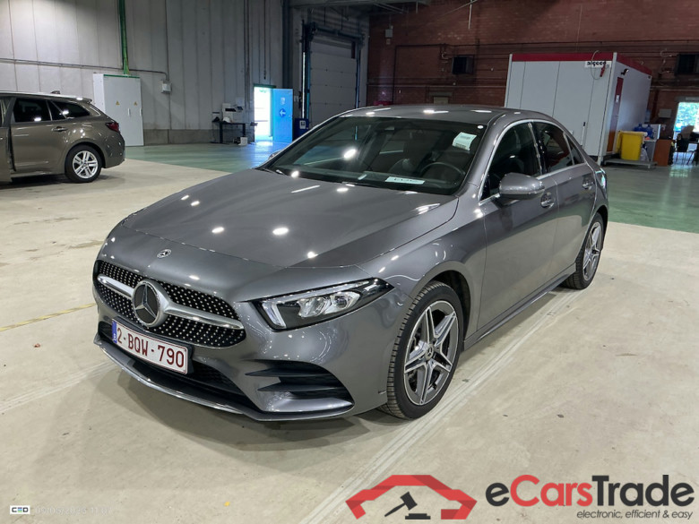 MERCEDES-BENZ A-Klasse 1.3 A 250 E DCT #1