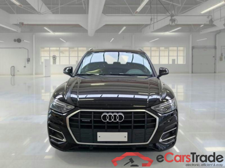 AUDI Q5 / 2020 / 5P / SUV 40 TDI BUSINESS QUATTRO S TRONIC #6