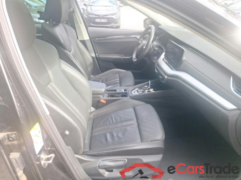 SKODA - SKO OCTAVIA COMBI 1.4 TSI PHEV 204PK DSG6 Clever+ & Climatronic & Heated Leather Front & Rear seats & Pano Roof & Adaptive Cruise & Canton Sound & Trailer Hook  * HYBRID * #3
