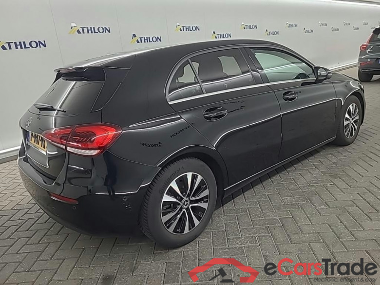 MERCEDES-BENZ A-klasse A 180 7G-DCT Business Solution 5D 100kW #3