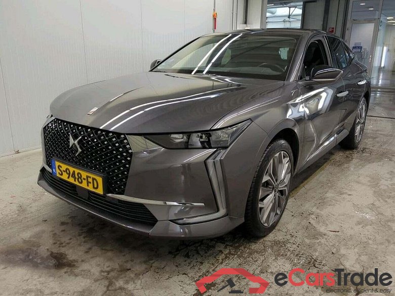 DS 4 E-Tense Trocadero