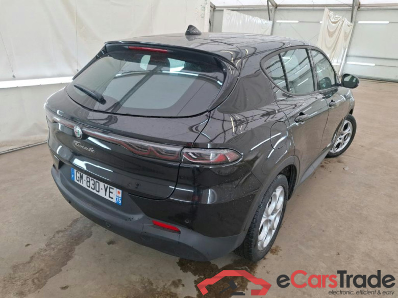 ALFA ROMEO Tonale / 2022 / 5P / SUV 1.5T Hybrid 130 TCT7 Sprint OPERATION STOCK #3