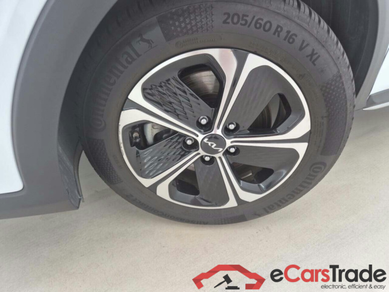 KIA XCEED 1.6 GDI PHEV DCT BUSINESS LINE #6