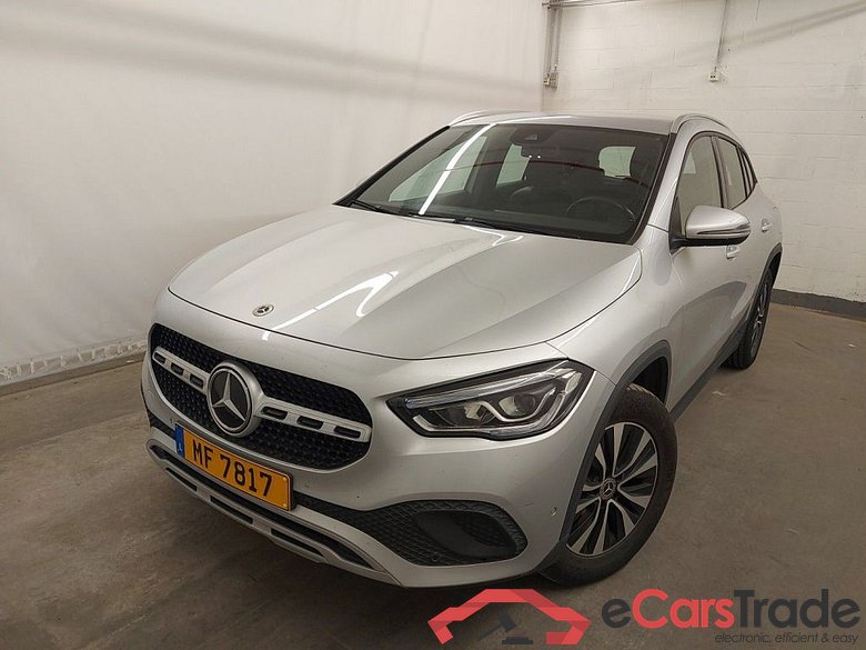 MERCEDES CLASSE GLA DIESEL - 2020 GLA 200 d 150 business Solution 5d Auto