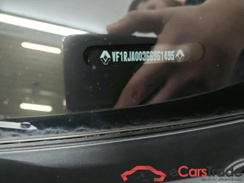 RENAULT CLIO 67 kW #3