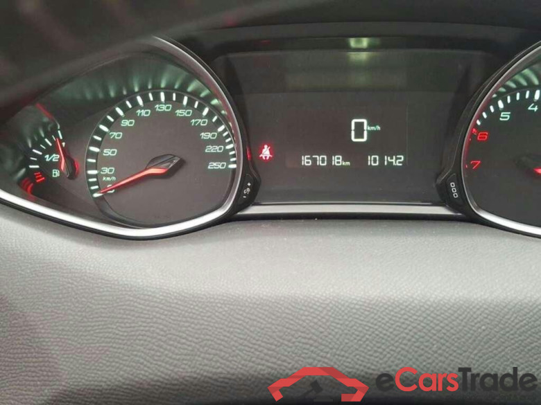 PEUGEOT 308 SW 1.2 PureTech Blue Lease  #4