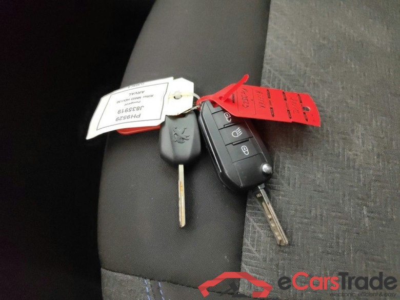 PEUGEOT RIFTER MWB DIESEL 1.5 BHDi 130 Long Allure S&S (EU6.2) 5d Auto !!! Voir Comment !!! #4