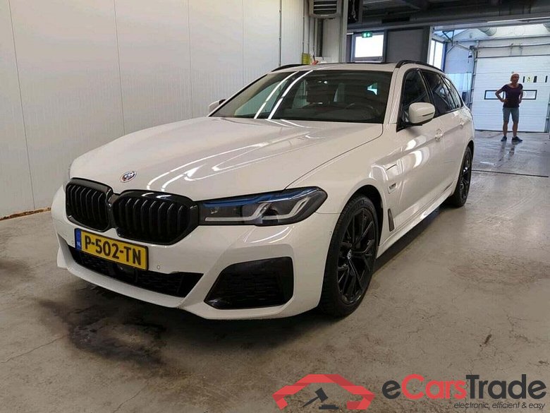 BMW 5-serie Touring 530e xD Bns Edit.+