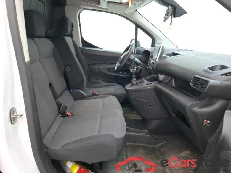 CITROEN Berlingo Van / 2018 / 4P / Fourgonnette M 650kg BlueHDi 100 S&S BVM Driver #6