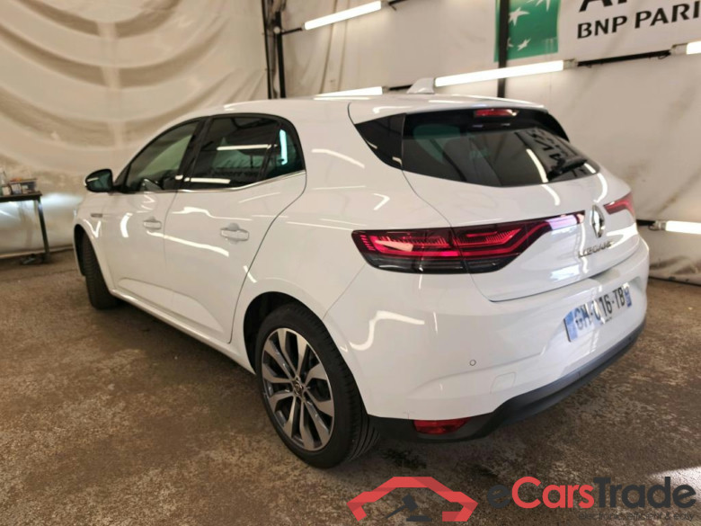 RENAULT Mégane Berline / 2020 / 5P / Berline techno TCe 140 EDC #2