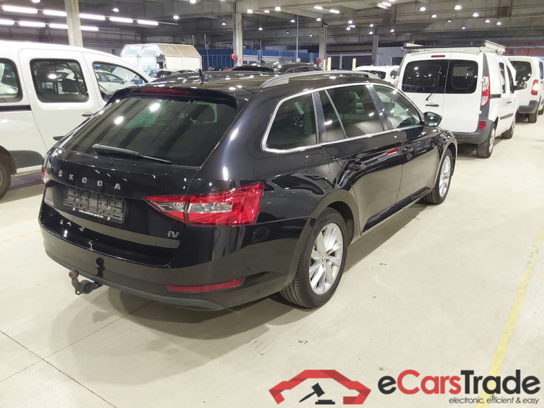 SKODA SUPERB COMBI 1.4 TSI PHEV 160KW DSG6 CLEVER #4