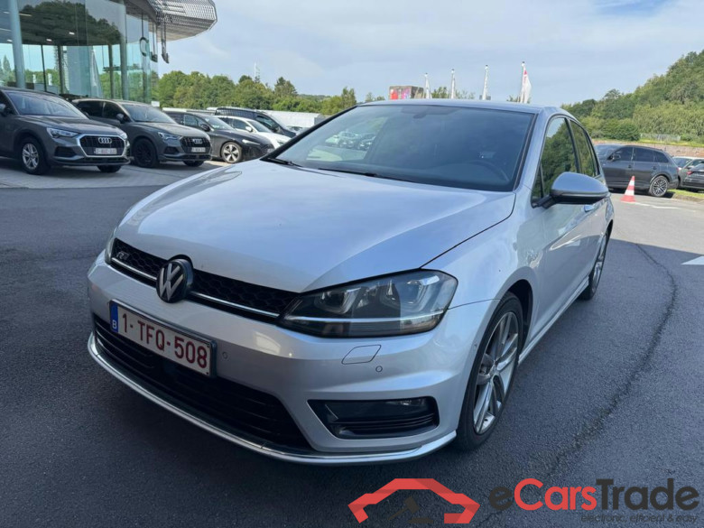 VOLKSWAGEN Golf VII Golf  Highline 1.6 TDI BlueMotion Technology 81 kW (110 ch) 5 vitesses manuel #1