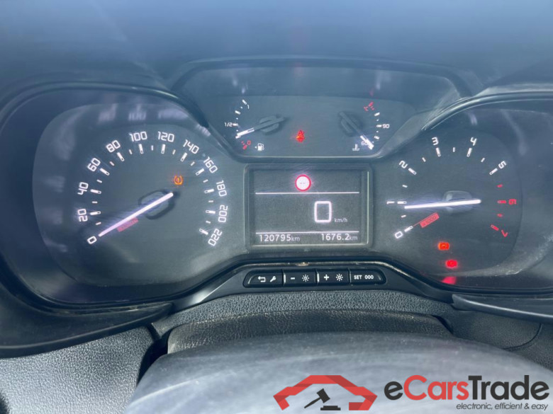 CITROEN Berlingo / 2018 / 4P / combi Talla M BlueHDi 100 S&S LIVE PACK BUSINE #5