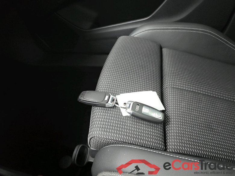AUDI Q4 Sportback e-tron 210 kW #6