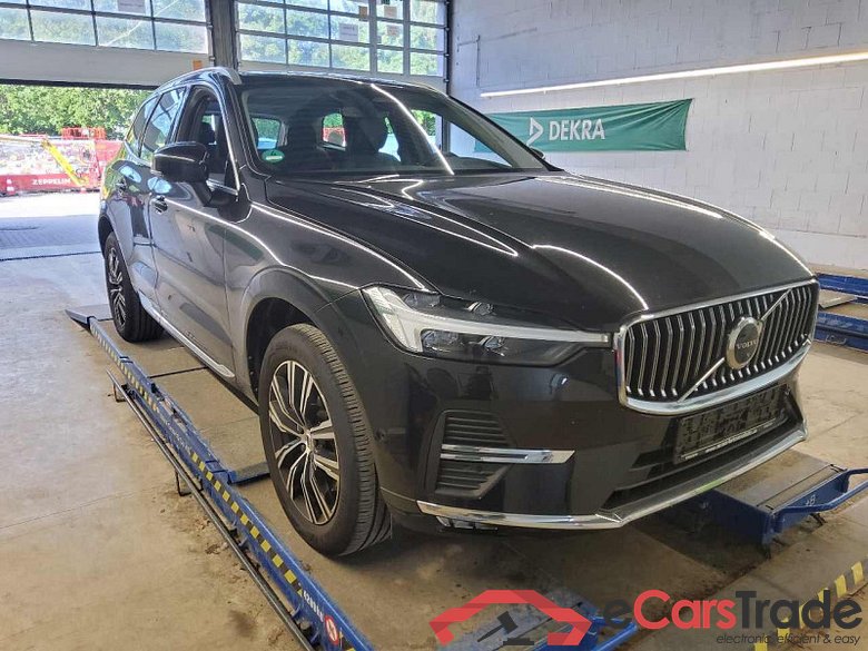 Volvo XC60 (03.2017->) DE - SUV5 B5 (Benzin) 2WD EU6d, Inscription Mild-Hybrid, (Facelift) 2021 - 2022 #2