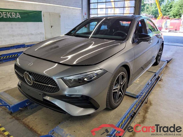 Mercedes-Benz A Limousine (BM 177)(08.2018->) DE - Lim4 A 200 EU6d, AMG Line, (Facelift) 2022 - 2024