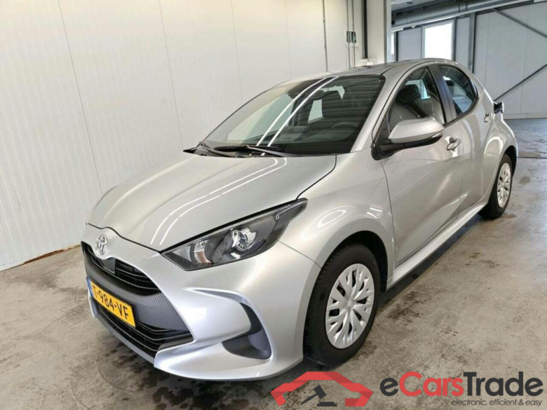 TOYOTA Yaris 1.5 VVT-i Active #1