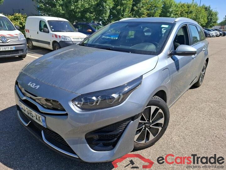 Kia Ceed 1.6 GDi Plug-In Hybrid Aut. LED Navi-Pro KeylessGo Camera Klima PDC ... #1