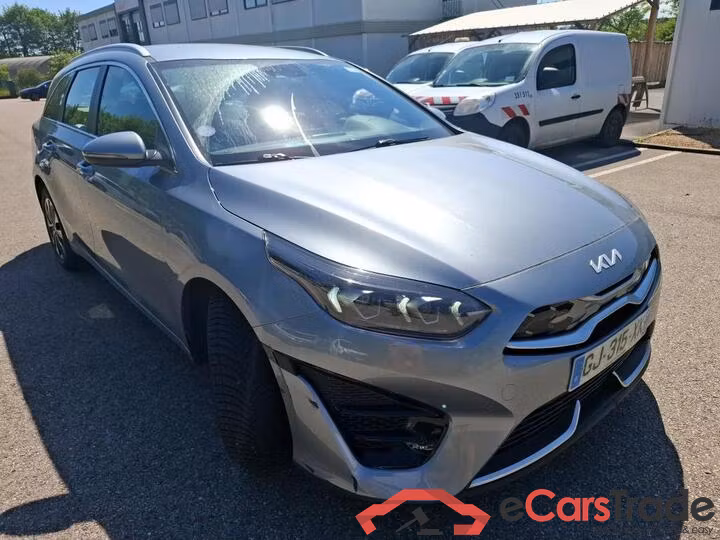 Kia Ceed 1.6 GDi Plug-In Hybrid Aut. LED Navi-Pro KeylessGo Camera Klima PDC ... #2