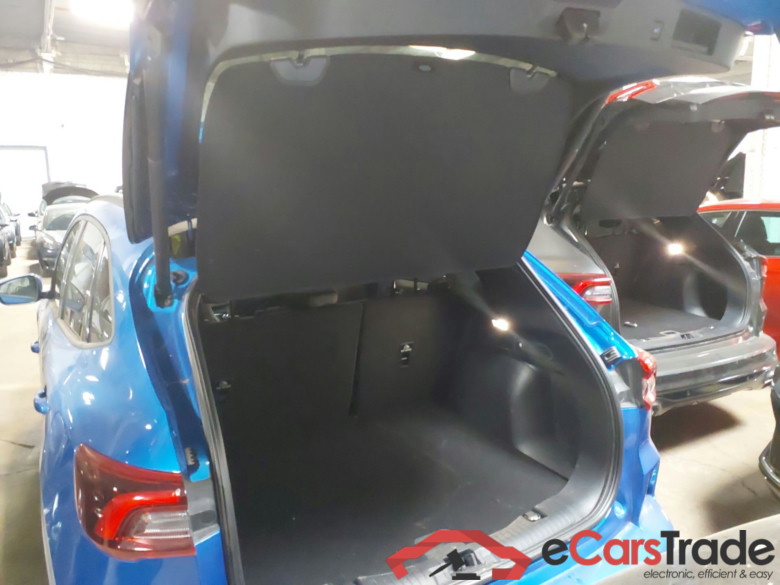 FORD Kuga 2.5 PHEV 243cv AutomÃ¡tico WT + gancho ST-LINE X(Pano-Roof + Winterpack) #6