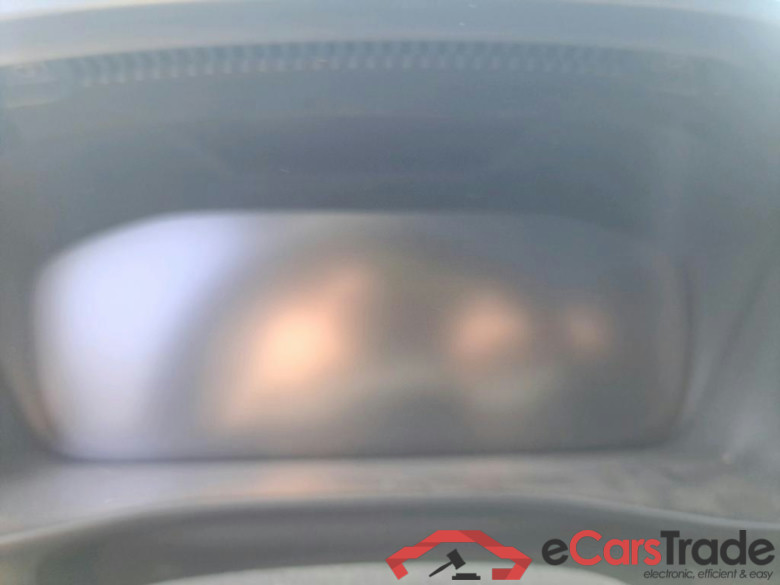 VOLVO XC40 / 2021 / 5P / todoterreno 1.5 T4 Recharge PHEV Plus Dark Auto #4