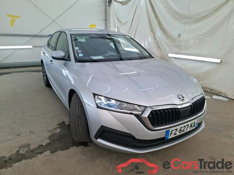 SKODA Octavia / 2020 / 5P / Berline 1.4 TSI PHEV iV 204 DSG6e Business #4