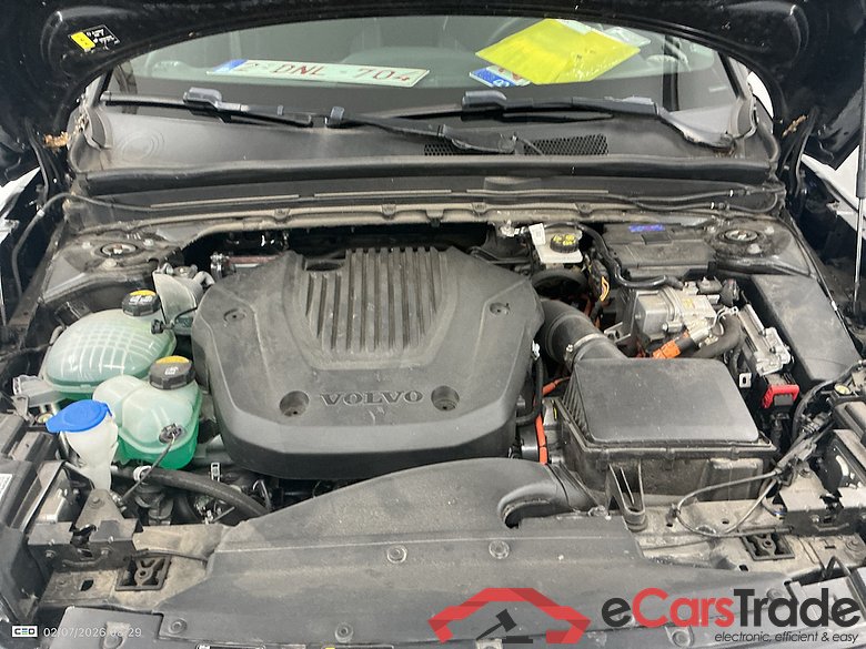 VOLVO XC40 1.5 T4 PHEV ULTIMATE DARK DESIGN DCT #6