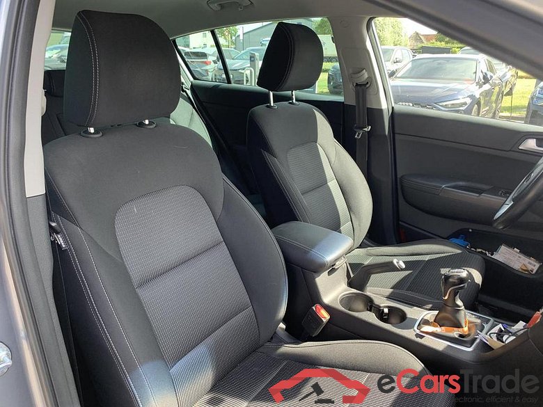 KIA Sportage 1.6i Black Edition #3