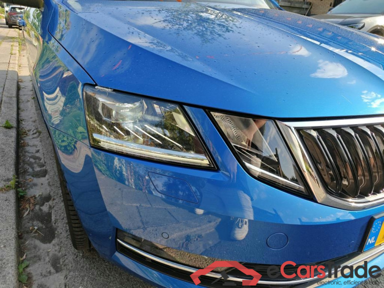 SKODA Octavia Combi 85 kW #4