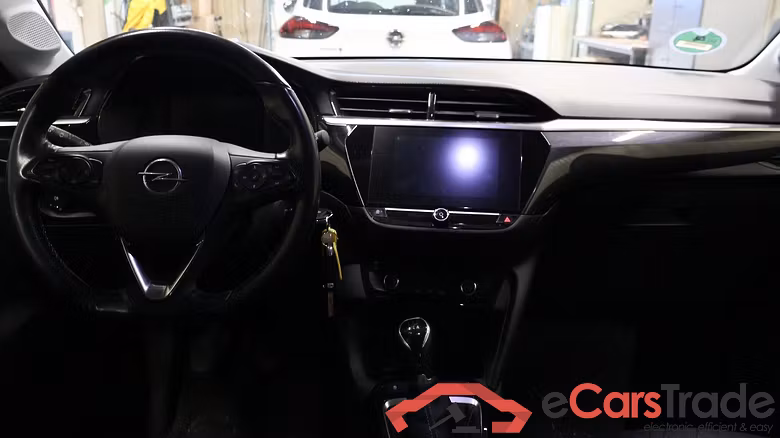 Corsa F Elegance 1.2 55KW MT5 E6d #3