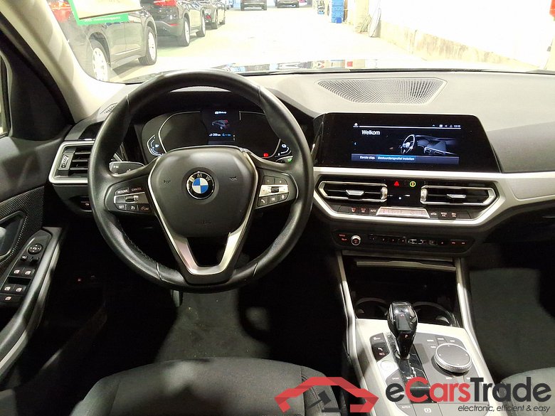 BMW 3 TOURING - 2019 330eA PHEV #6