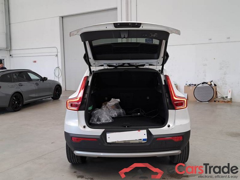 VOLVO XC40 / 2017 / 5P / FUORISTRADA T4 PLUG-IN HYBRID AUTO RECH INSC EXPR N1 #5