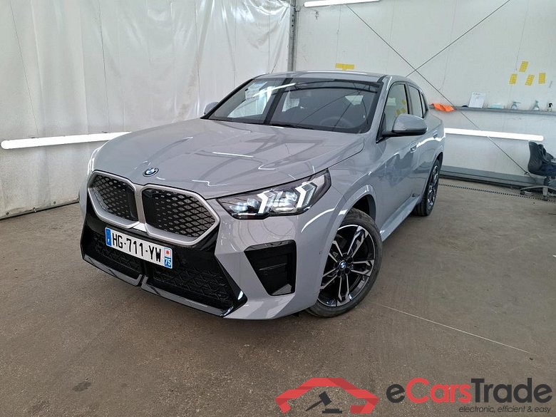 iX2 20 eDrive M Sport 64kWh BVA