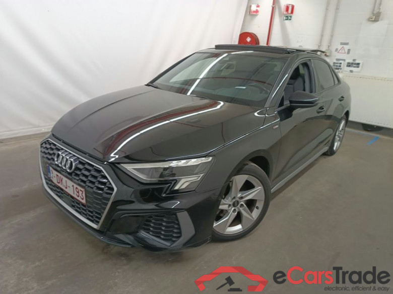 Audi A3 Berline 1.0 TFSi 30 81kW S tronic S line 4d #1