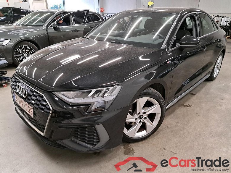 AUDI - AUD A3 BERLINE 30 TFSi 110PK S line * PETROL *