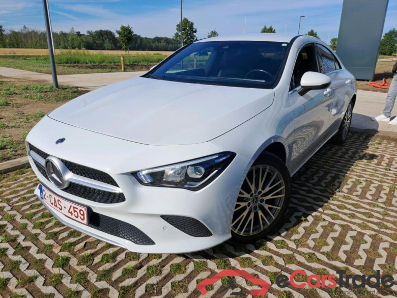 MERCEDES - MER CLA 250 e 218PK DCT Business Solution Luxury & Smartphone Integration * HYBRID *