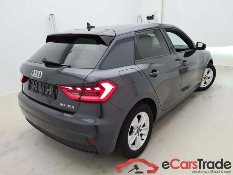 AUDI A1 SPORTBACK 1.0 25 TFSI ADVANCED BUSINESS #2