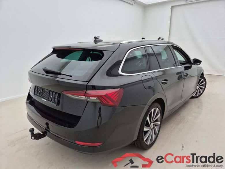 SKODA OCTAVIA COMBI 2.0 CRTDI CLEVER DSG #2