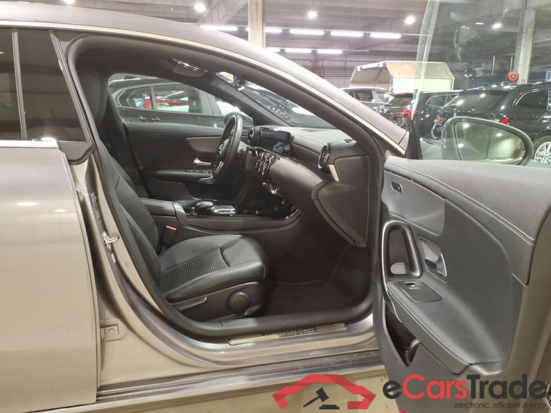MERCEDES-BENZ CLA SHOOTING BRAKE 2.0 CLA 180 D BUSINESS SOLUTION #6