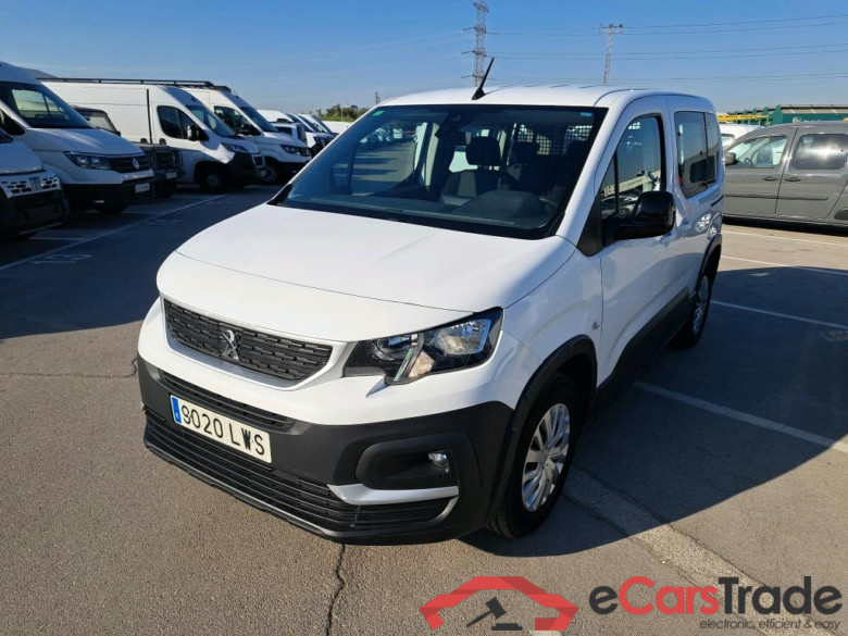 PEUGEOT Rifter / 2018 / 5P / combi Active Pack Busin. Standard BlueHDi 73kW (CM) #1