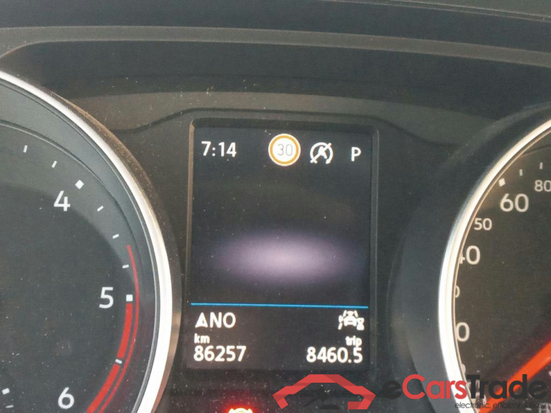 VOLKSWAGEN Tiguan / 2020 / 5P / todoterreno Life 2.0 TDI 110kW (150CV) DSG (AC2) #5