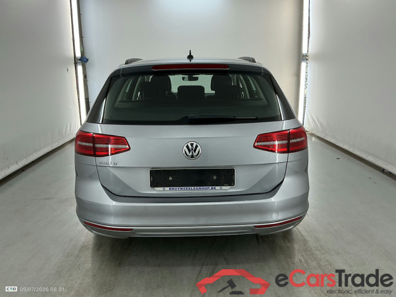 VOLKSWAGEN PASSAT VARIANT DIESEL - 2015 1.6 TDi Comfortline Bus. DSG (EU6.2) STOCK #5