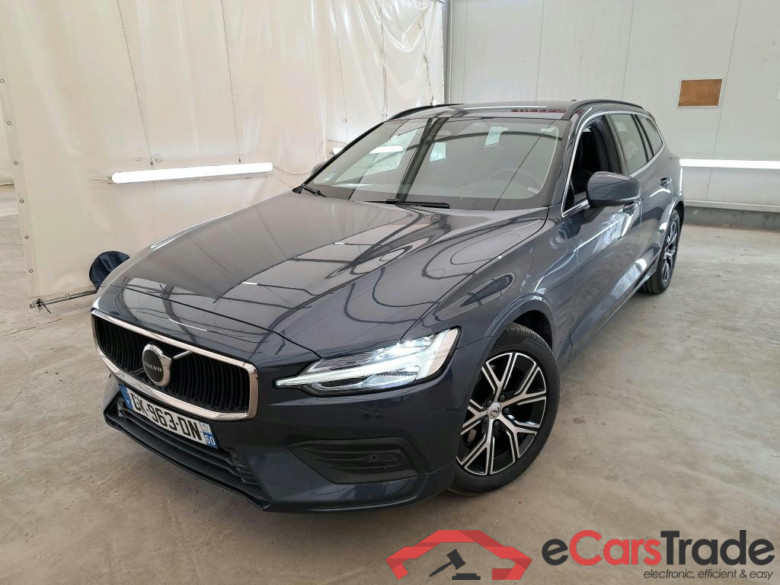 VOLVO V60 / 2018 / 5P / Break B3 163 DCT 7 Momentum Business #1