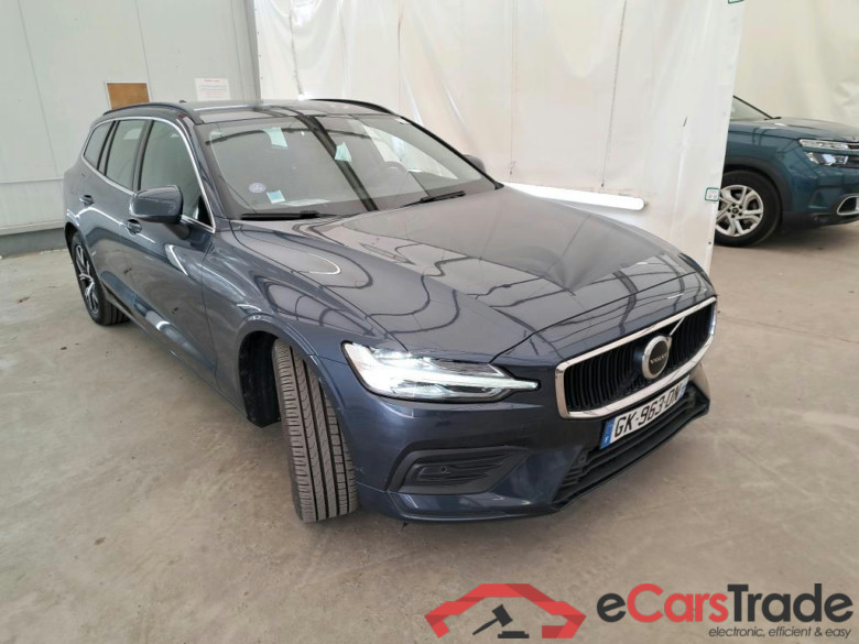 VOLVO V60 / 2018 / 5P / Break B3 163 DCT 7 Momentum Business #4