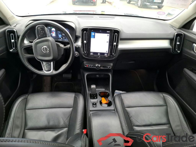 Volvo XC40 2.0 B4 AWD Aut. LED ACC Virtual Navi Sport-Leather KeylessGo Camera Klima PDC ... #6