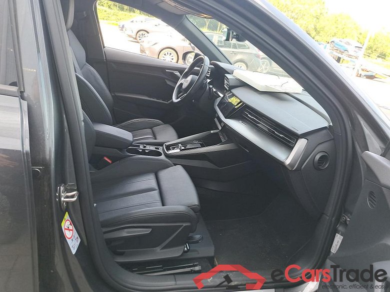 AUDI - AUD A3 BERLINE 30 TFSi 110PK S-Tronic S line Business Edition Pack Platinum With Heated Seats & Park Assist & Sensors Front & Rear  * PETROL * #3