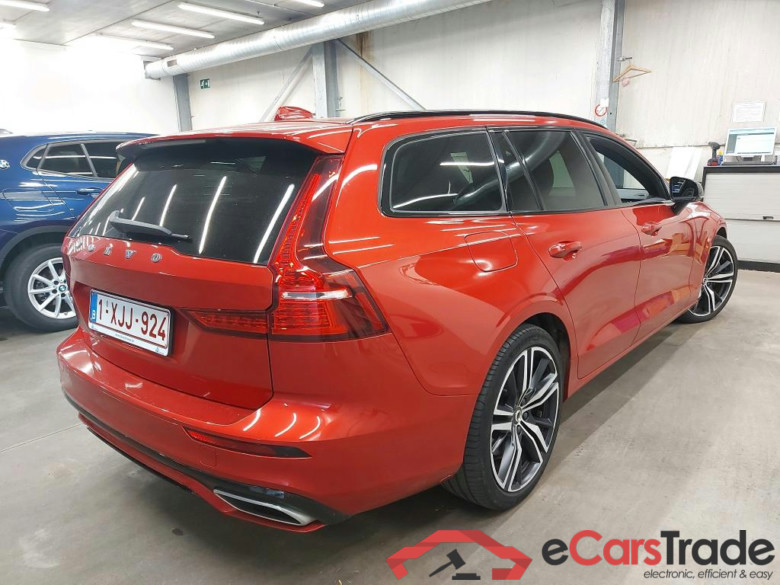 VOLVO - VOL V60 T8 PHEV 392PK 4x4 Geartronic R-Design Pack Xenium With Moritz Leather & IntelliSafe Pro & Light & Winter & Versatility Pro & Head Up & Harman Kardon & 360 Camera & 19 Inch * HYBRID * #2
