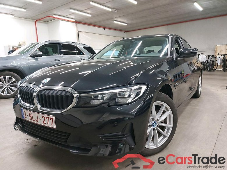 BMW - BMW 3 BERLINE 320e 204PK Business Edition With Vernasca Heated Sport Seats & Active Cruise Control & Driving Assistant Pack   * HYBRID *